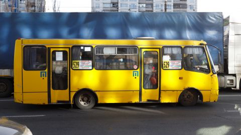 Жесткий локдаун в Киеве стартовал: в маршрутки можно проскочить без спецпропуска