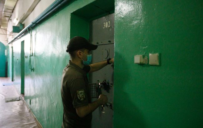 В Україні придбали вже 11 подарункових сертифікатів на платні камери в СІЗО