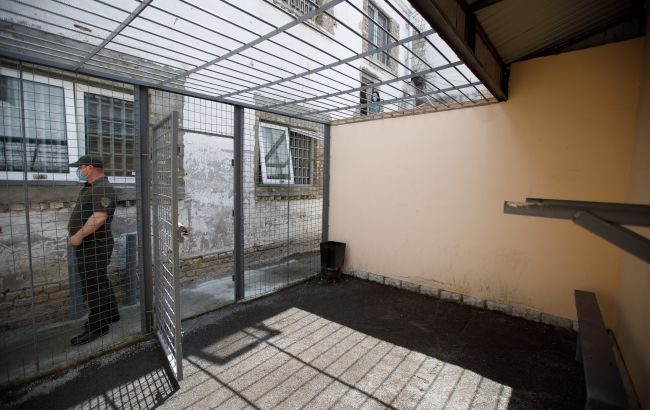 Минюст получил уже почти полмиллиона гривен за платные камеры в СИЗО