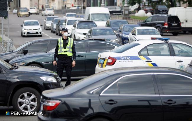 В Одессе сбили патрульного: машину остановили выстрелами по колесам