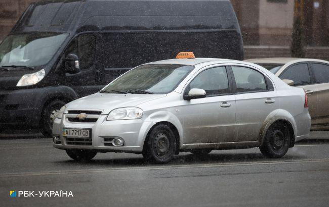 Uber прекратил работу в Украине, Bolt и Uklon – продолжают работать