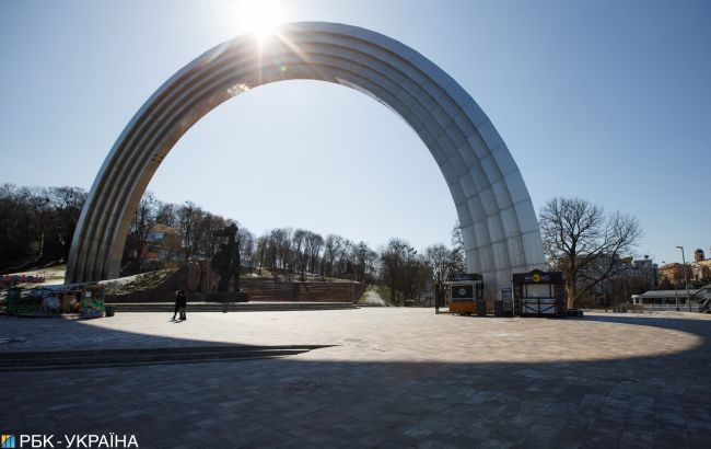 Київ перейменував арку Дружби народів: якою буде нова назва