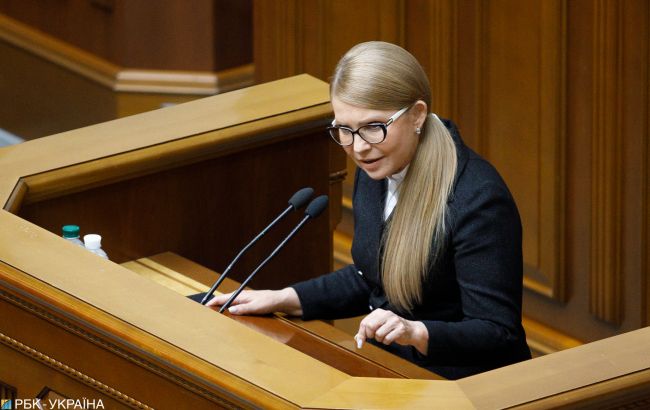 Тимошенко призвала украинцев стать на защиту земли