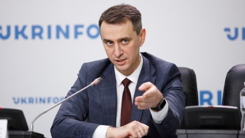 Не надо ждать Pfizer: Ляшко сделал для украинцев заявление о вакцинации