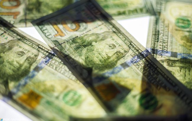 Курс доллара снизился на межбанке