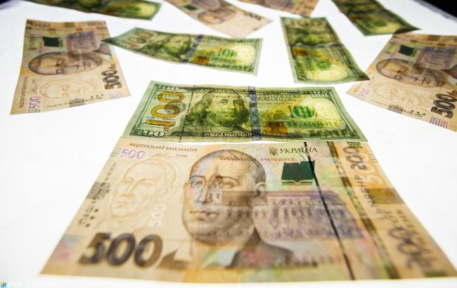 НБУ купує валюту на міжбанку другий тиждень поспіль