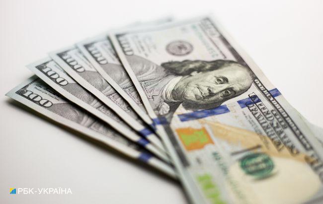 НБУ опустил курс доллара до минимума почти за год
