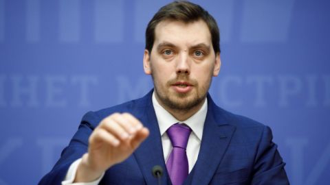 Кабмин направил почти 50 млн гривен на зарплаты врачам