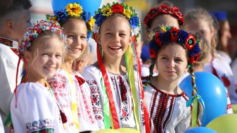 День вышиванки: красивые поздравления в открытках и стихах с любимым праздником