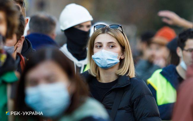 Два максимуму за весь час пандемії: в Україні більше 22 тисяч нових COVID-випадків та 546 смертей