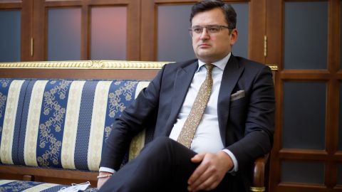 Нарощування м'язів "м'якої сили" і залучення грошей: у МЗС назвали завдання послів