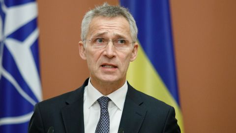 Столтенберг заявив про важливість зустрічей із Росією: Існує ризик конфлікту в Європі