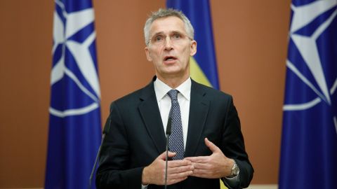 Столтенберг планує провести засідання комісії Україна-НАТО на рівні глав МЗС