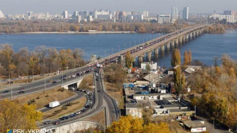 В Киеве завтра откроют часть мостов между левым и правом берегом
