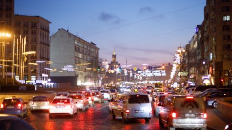 Цены на бензин ускорили рост: сколько стоит топливо на АЗС