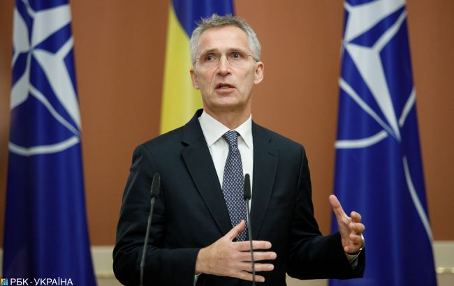 НАТО не гарантує безпеку Україні, оскільки вона не є його членом, - Столтенберг