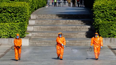 Спалах коронавірусу на м'ясокомбінаті у Німеччині: заразилися понад 1700 осіб