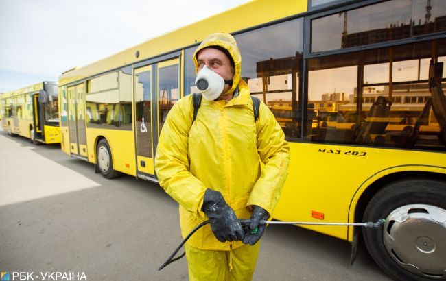 Запрет пригородных пассажирских перевозок приведет к остановке предприятий, - эксперт