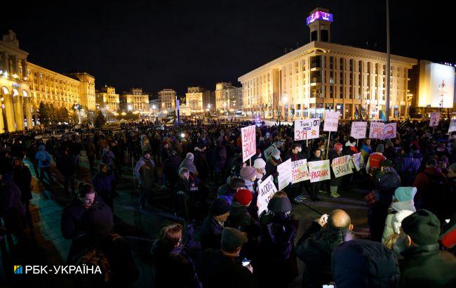 Готовність українців протестувати впала до історичного мінімуму