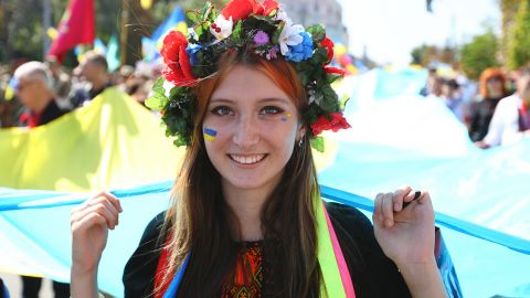 Три Спаса и затяжные выходные: все праздники августа и сколько будем отдыхать