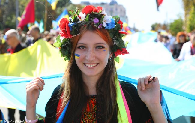 День Незалежності України 2020: привітання у віршах, листівках і відео