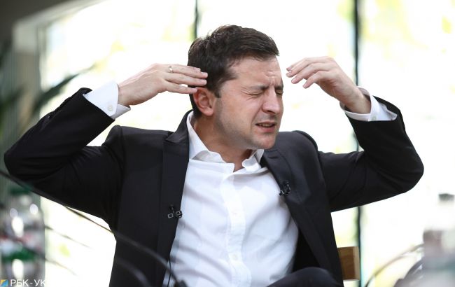 У самолета Зеленского отказал двигатель