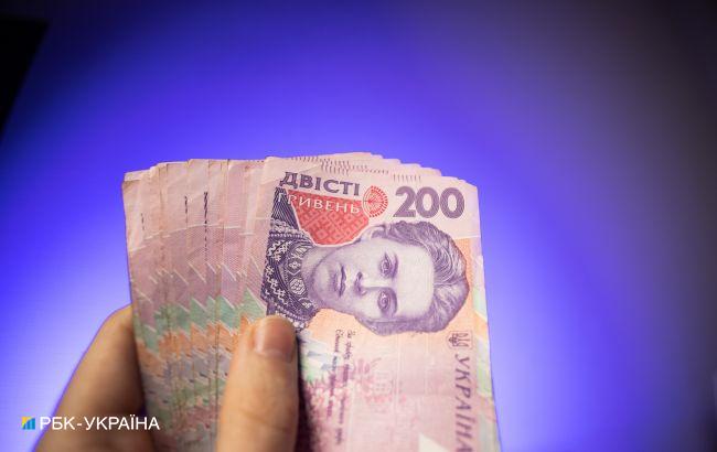 Украинцы смогут обменять гривну на местную валюту еще в одной стране Европы