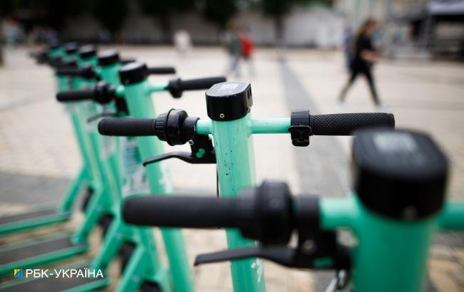 В Одесі посилили вимоги для самокатників: що заборонили