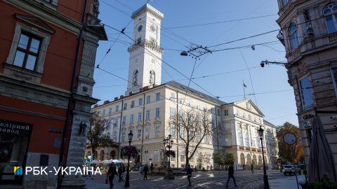 У Львові сталась аварія на високовольтній лінії. Не курсує електротранспорт