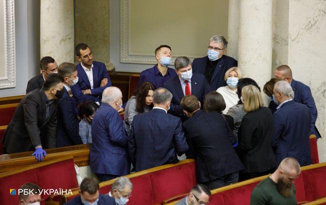 Закони про олігархів та корінні народи: що сьогодні розгляне Рада