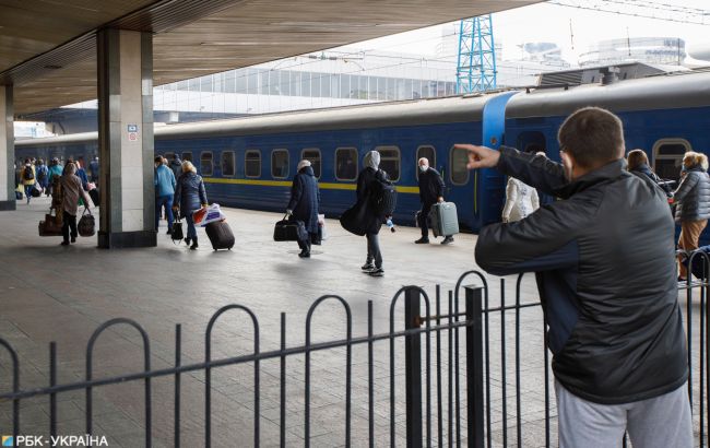Укрзалізниця дала графік перевезень та евакуаційних поїздів на 9 березня