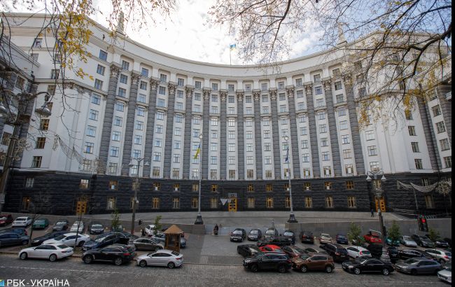 Уряд створив гарячу лінію для підприємців