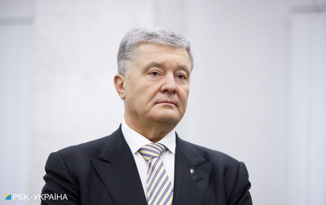 Порошенко повідомив про великий контракт на закупівлю для ЗСУ безпілотників оперативного рівня