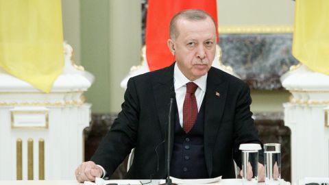 Локдаун в Турции завершится 17 мая. Начнется "управляемая нормализация"