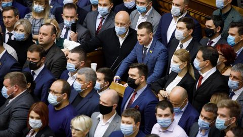 Рада повернула відповідальність за брехню у деклараціях