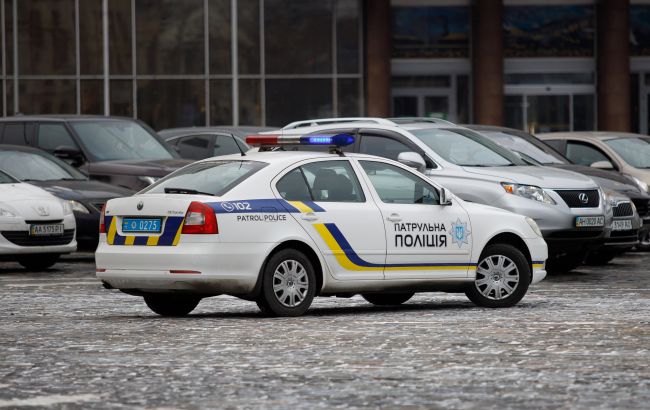 Полиция сообщила о подозрении вандалу, повалившему ханукию в Киеве