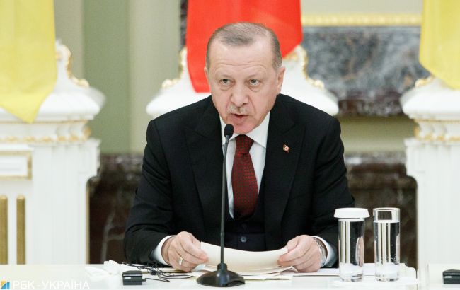 Эрдоган заявил, что заразился "Омикроном"