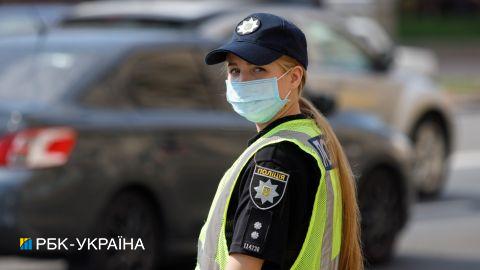 Во Львове мужчина вызвал "копов" из-за отказа жены в близости