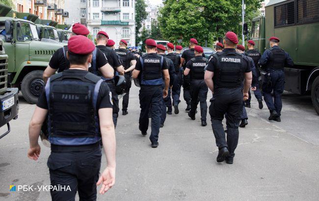 Сбежал из зала суда: в Харькове полиция ищет подозреваемого иностранца
