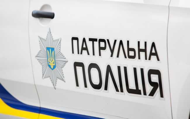 В центре Киева мужчина поджог автомобиль