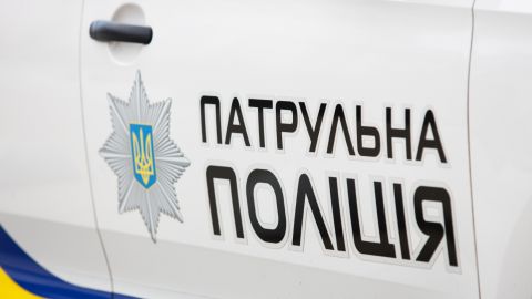 У Харкові поліцейські врізалися в "швидку" з пацієнтом (відео)