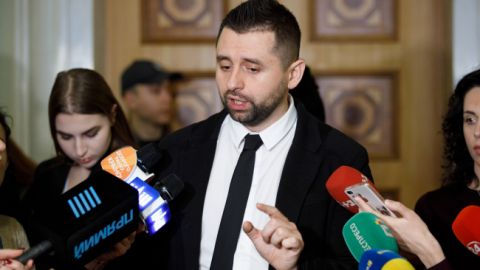 Главы фракций в Раде просят СНБО составить перечень первоочередных законопроектов