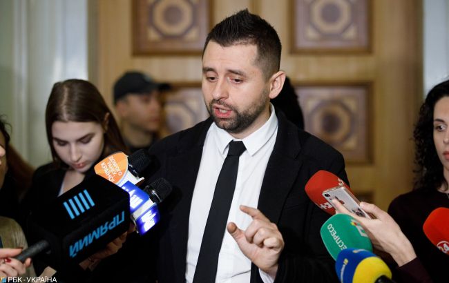 Главы фракций в Раде просят СНБО составить перечень первоочередных законопроектов