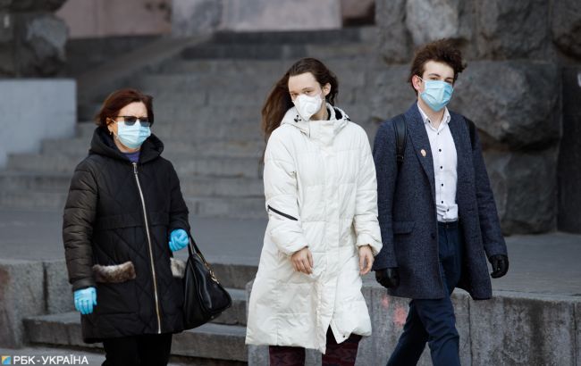 В трех областях могут ввести более жесткий карантин