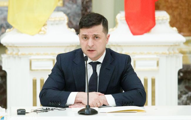 Зеленський зняв санкції з шести організаторів "виборів" на Донбасі