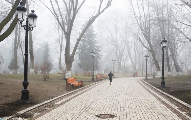Киев накроет густой туман, который продержится до завтра