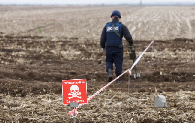 Оккупанты дистанционно минируют улицы Чугуева: где опасно