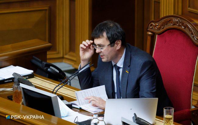 Податкова реформа: у Раді хочуть заборонити оформляти співробітників ФОПами