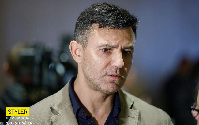 За що нам це? Тищенко потрусив задом в машині (відео)