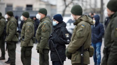 У ЗСУ від коронавірусу вилікувались троє військових, один - захворів